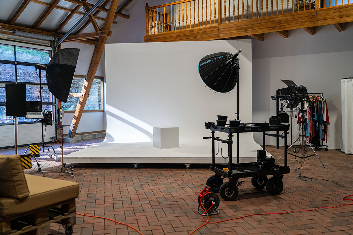 Servus Studios content production near Regensburg: studio image 01